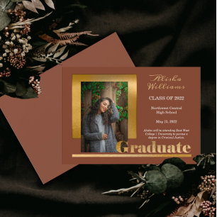 Faire-part Classy Elegant Gold Text Graduate Photo Terracotta