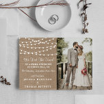 Faire-part Collection de Mariages Rustic Burlap<br><div class="desc">Faites savoir à tout le monde que vous l'avez fait, votre mariage dans le style avec ces cartes de faire-part mariages élégantes et très tendance. Le design est facile à personnaliser avec votre libellé d'événement spécial et votre famille et vos amis seront enchantés quand ils reçoivent ces fabuleuses cartes de...</div>