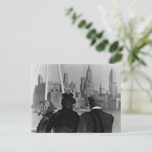 Faire-part Conception Fiançailles vintage (Debout devant)