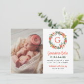 Faire-part Couronne de fleurs de corail avec monogramme pour (Debout devant)