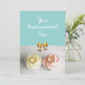 Faire-part Cupcakes de mariage surmontés de alliances (Debout devant)