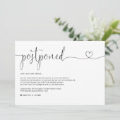 Faire-part Dainty Script Changement de plans Report Mariage (Debout devant)