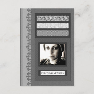 Faire-part dans des annonces affectueuses de funérailles de