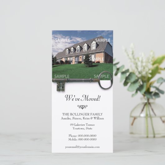 Faire-part de déplacement de clé squelette (Debout devant)