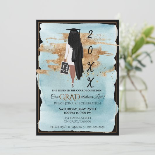 Faire-part de diplôme Invitation Robe blanche (Debout devant)