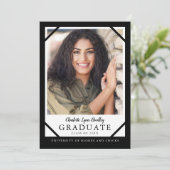 Faire-part de diplôme unique noir et blanc (Debout devant)