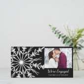 Faire-part de Fiançailles de flocon de neige noir (Debout devant)