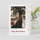 Faire-part de graduation de Maroon White Confetti (Debout devant)