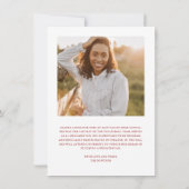 Faire-part de graduation de photo rouge de script (Dos)