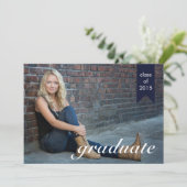 Faire-part de graduation en bleu de la marine clas (Debout devant)