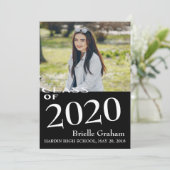 Faire-part de graduation en noir et blanc (Debout devant)