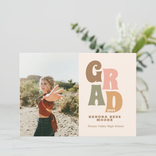 Faire-part De Graduation Rétro Avec Photo (Debout devant)
