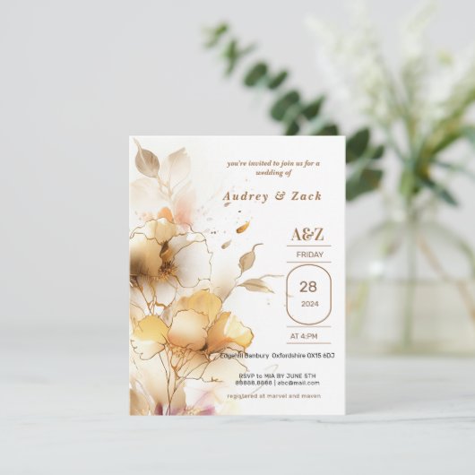 Faire-part de mariage à fleurs blanches dorées (Debout devant)