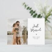 faire-part de mariage à l'écriture en forme de coe (Debout devant)