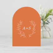 Faire-part de mariage à monogramme arqué à feuille (Debout devant)