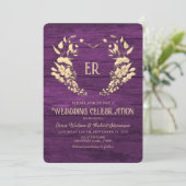 Faire-part de mariage de monogramme violet en bois (Debout devant)