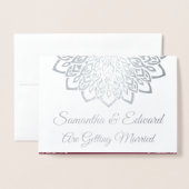 Faire-part de mariage élégant argent et Bourgogne (Devant avec enveloppe)