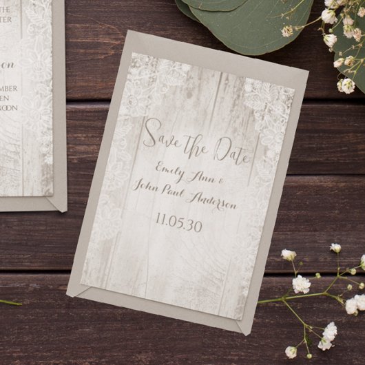 Faire-part de mariage en bois de grange à dentelle