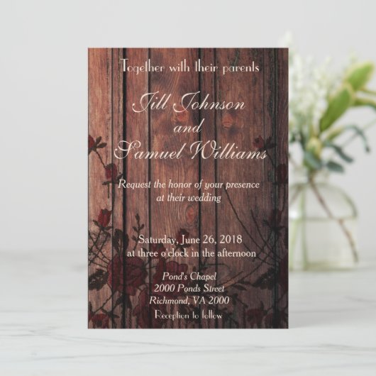 Faire-part de mariage en bois et en dentelle rouge (Debout devant)