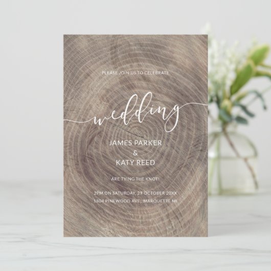 Faire-part de mariage en bois rustique et élégant (Debout devant)