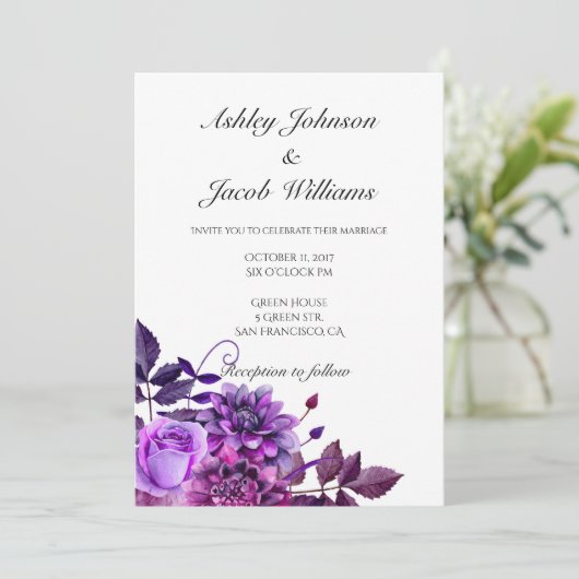 Faire-part de mariage pourpre. Invitation de fleur (Debout devant)