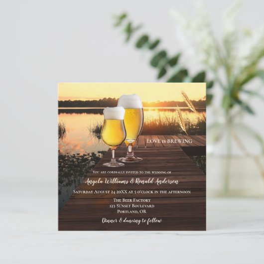 Faire-part de mariage romantique de bière couché d (Debout devant)