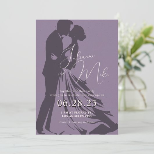 Faire-part de mariage romantique pourpre (Debout devant)