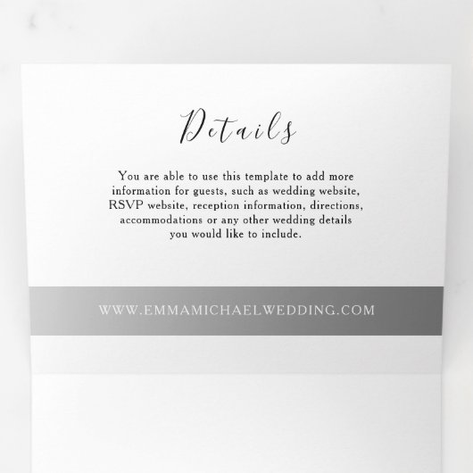 Faire-part de mariage triptyque à script minimal (Intérieur en premier)