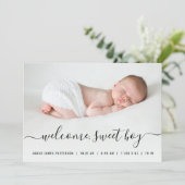 Faire-part de naissance avec coeurs et photo de bé (Debout devant)