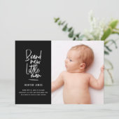 Faire-part de naissance de bébé garçon dessiné à l (Debout devant)