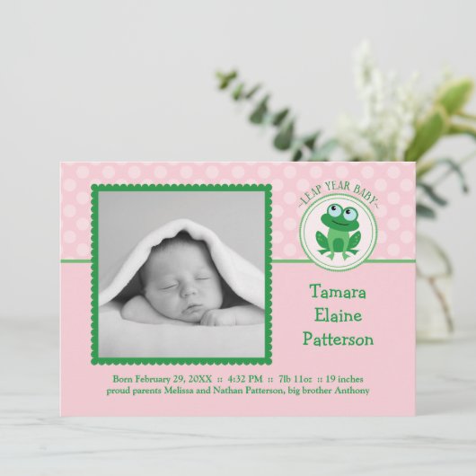 Faire-part de naissance de fille année bissextile  (Debout devant)