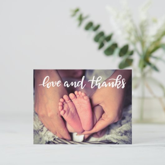 Faire-part de naissance Love And Thanks Script Pho (Debout devant)