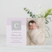 Faire-part de naissance photo de bébé fille au mon (Debout devant)