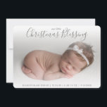 Faire-part de naissance photo gris élégant Noël<br><div class="desc">Annoncez la naissance de votre nouveau bébé garçon ou fille avec cette carte de faire-part photo moderne avec le message "Notre petite bénédiction de Noël" dans une police d'écriture grise élégante en haut. Ajoutez le nom et les statistiques de naissance de votre bébé en bas. Utilisez le modèle pour ajouter...</div>