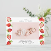 Faire-part de naissance photo pour bébé fraise (Debout devant)
