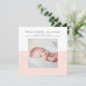 Faire-part de naissance rose pâle moderne (Debout devant)