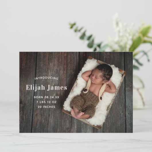 Faire-part de naissance simple et moderne (Debout devant)