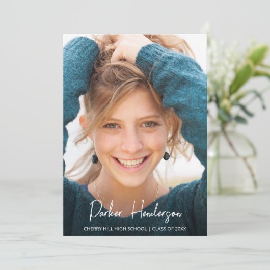 Faire-part de remise de diplôme photo moderne (Debout devant)