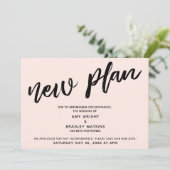 Faire-part de report de mariage nouvelle carte de  (Debout devant)