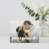 Faire-part de report de mariage photo typographie (Debout devant)