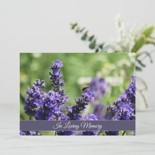 Faire-part de service de mémoire Lavender et Ladyb (Debout devant)