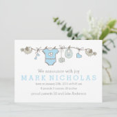 Faire-part de vêtements de bébé élégant bleu (Debout devant)