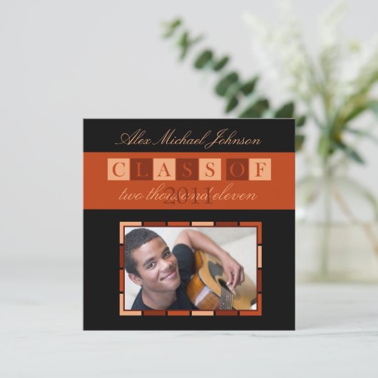 Faire-part d'invitation d'obtention du diplôme de (Debout devant)