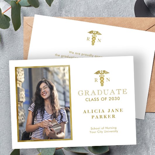 Faire-part Diplôme de l'école de soins infirmiers or élégante