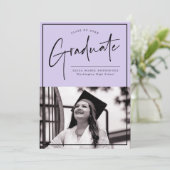Faire-part Diplômé de script sur Purple Arrière - plan Gradua (Debout devant)