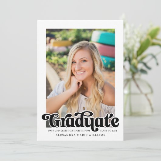 Faire-part Diplôme photo de script rétro (Debout devant)