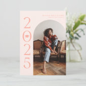 faire-part d'obtention du diplôme en arc rose 2025 (Debout devant)