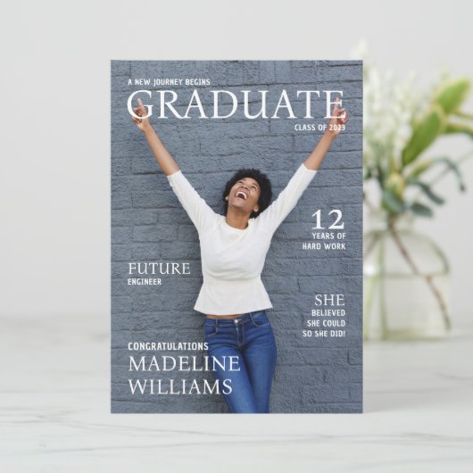 Faire-part d'obtention d'un diplôme de la couvertu (Debout devant)