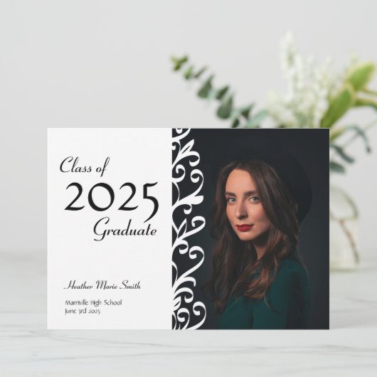 Faire-part d'obtention d'un diplôme en photo de la (Debout devant)