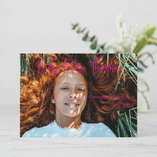 Faire-part d'obtention d'un diplôme en rose chaud (Debout devant)